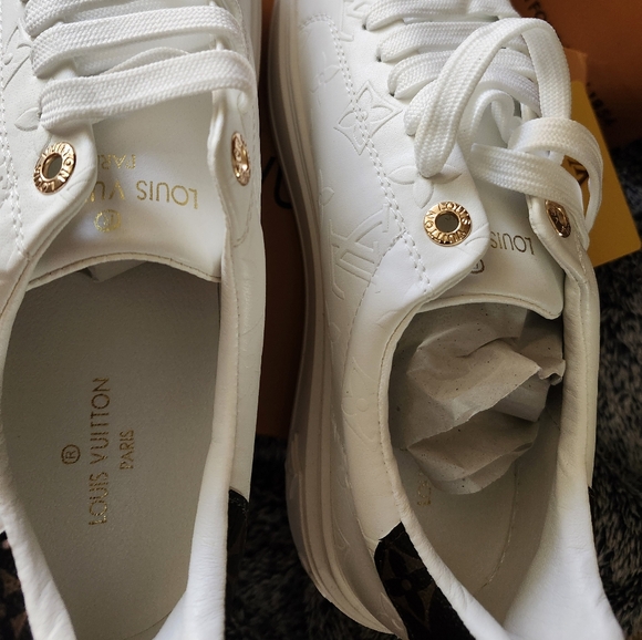 Front Row L.V. sneakers 👟 - Picture 5 of 7